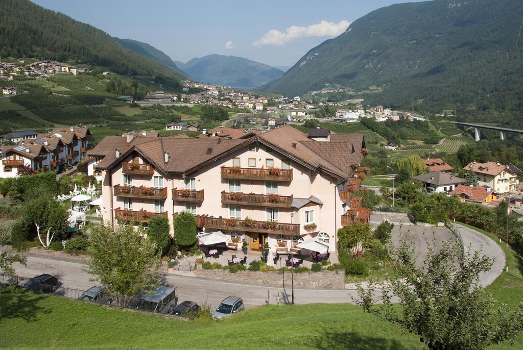 Hotel Michela Male Exterior photo